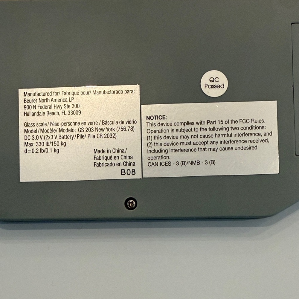 Digital Scale with New York City Design - Blue and Gray - Picture 2 of 4